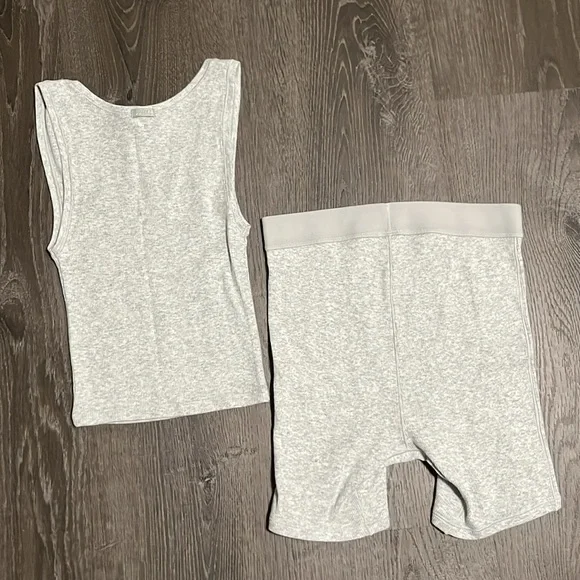 SKIMS Cotton Rib Tank and Cotton Rib Boxer in Light Heather Grey Size XS - Picture 8 of 8